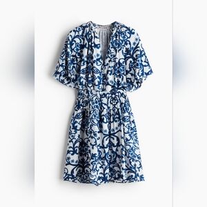 H&M Blue And White Patterned Smocked Detail Dress Size Medium